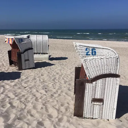 Strandkoje Апартаменты Дирхаген